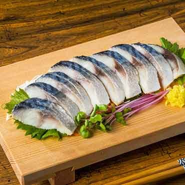 Vinegared Mackerel (Shimesaba)